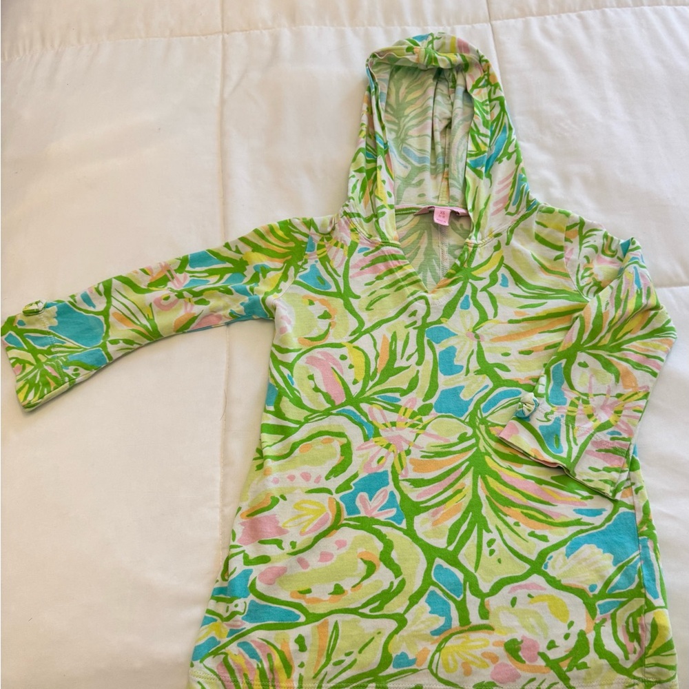 Lilly Pulitzer Green, Blue & Kids light hoodie with 3/4 length sleeves with bows